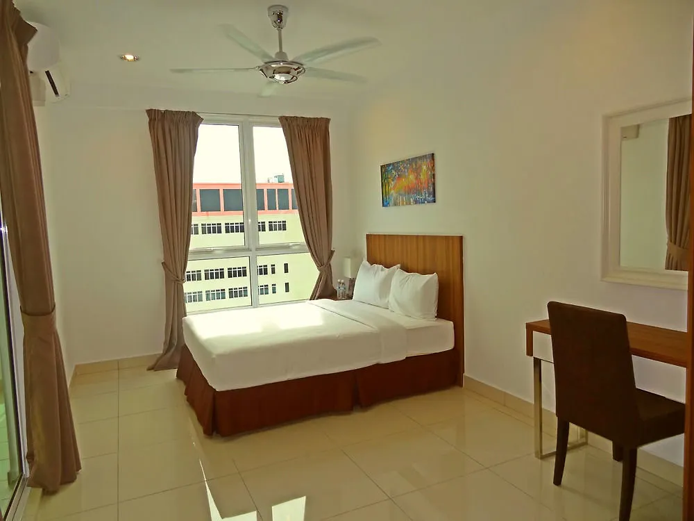 Vouk Suites At Mansion One George Town 4*,  Malasia