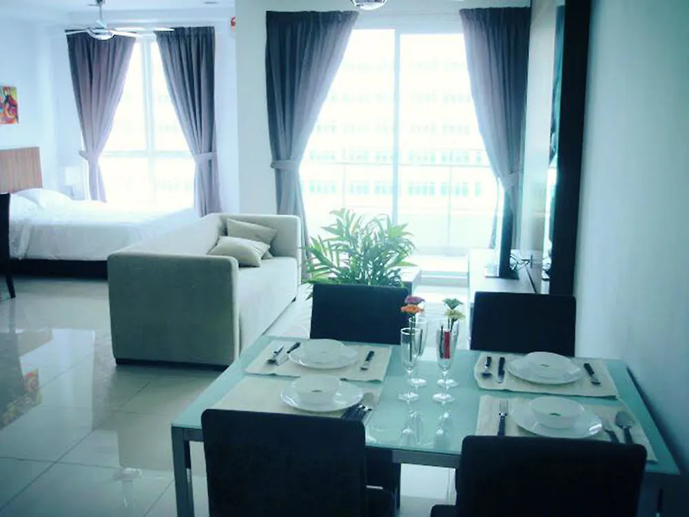 Vouk Suites At Mansion One George Town Malasia