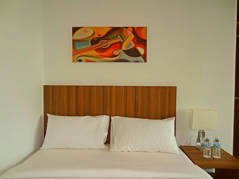 Apartahotel Vouk Suites At Mansion One George Town