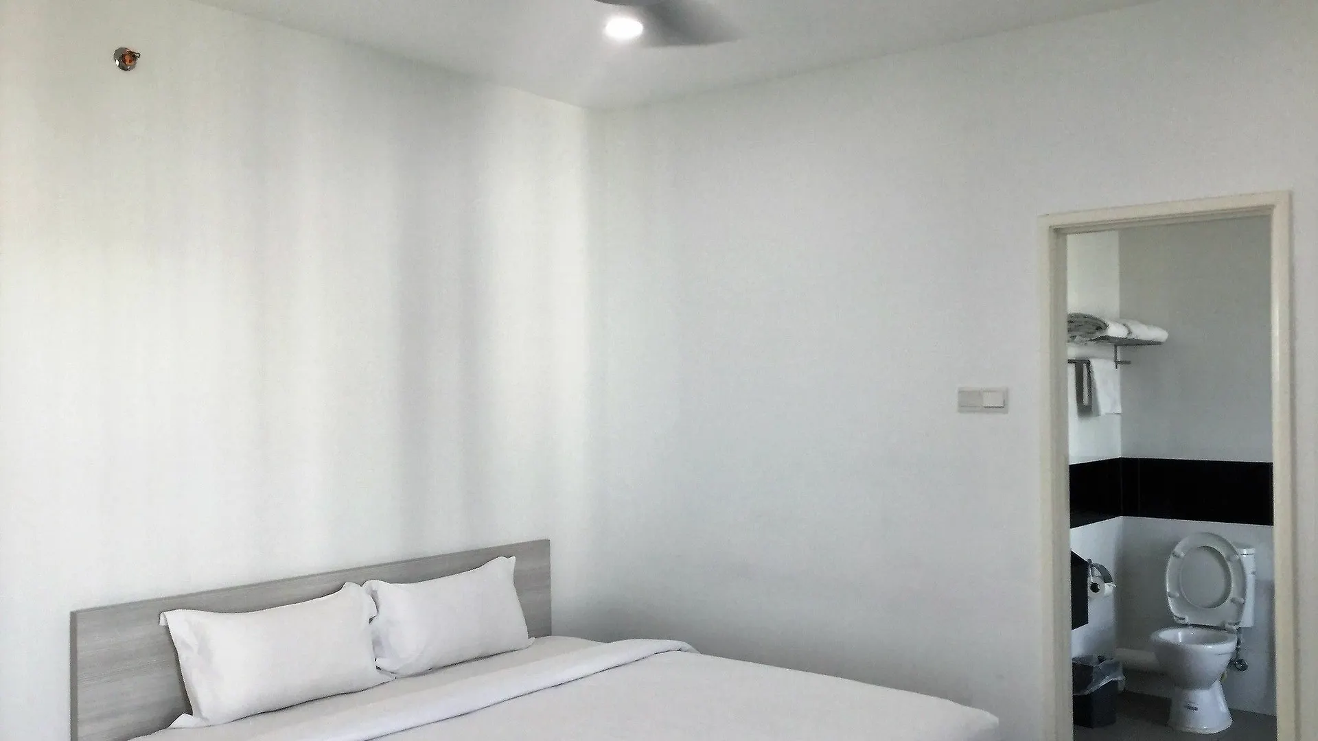 Vouk Suites At Mansion One George Town Apartahotel